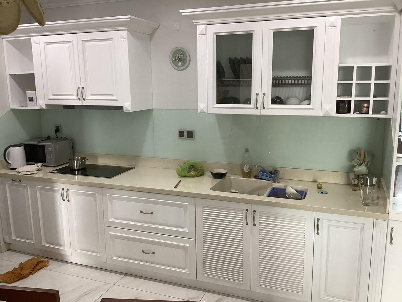 Cần bán nhanh căn hộ Midtown, phú mỹ hưng, quận 7. Diện tích: 121m, 3 phòng ngủ , có ô xe riêng, sổ hồng, giá ra đi: 10,9 tỷ. LIên hê xem nhà: hotline Ngọc Thư ( zalo, viber) - 1518