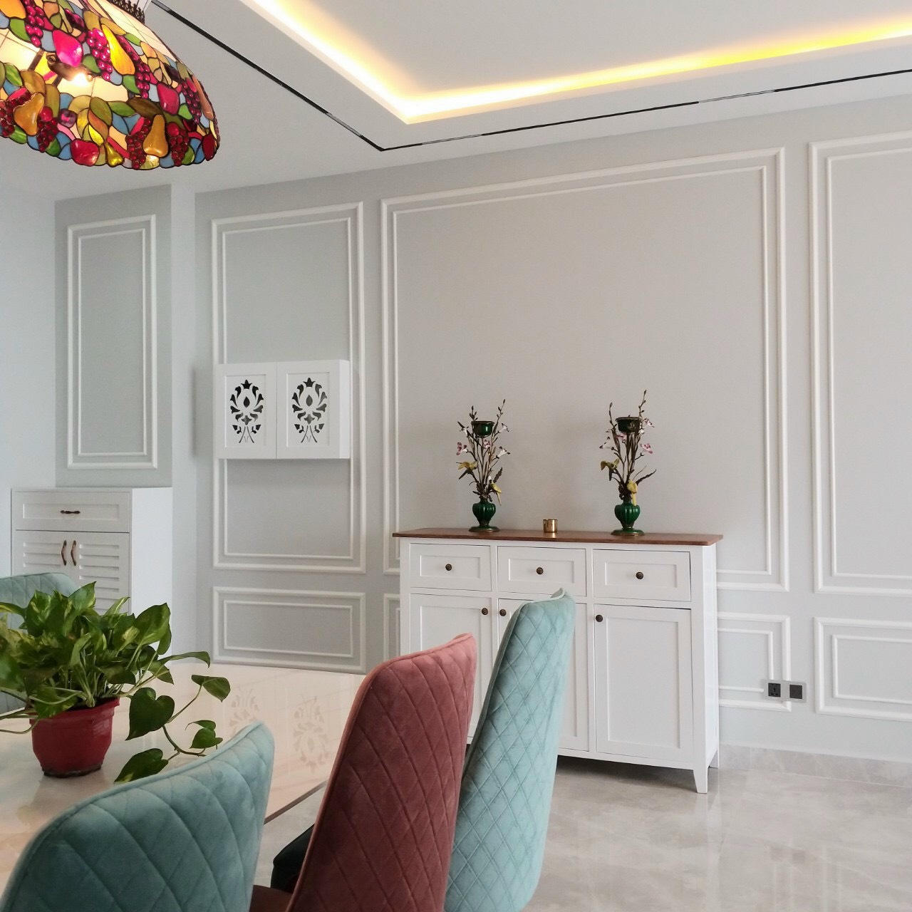 Cho thuê căn hộ Midtown lầu cao, 80m, 2 phòng ngủ, nội thất cao cấp, giá chỉ có 25 triệu/ tháng. Liên hệ: hotline Ngọc Thư ( zalo, viber) - 1573