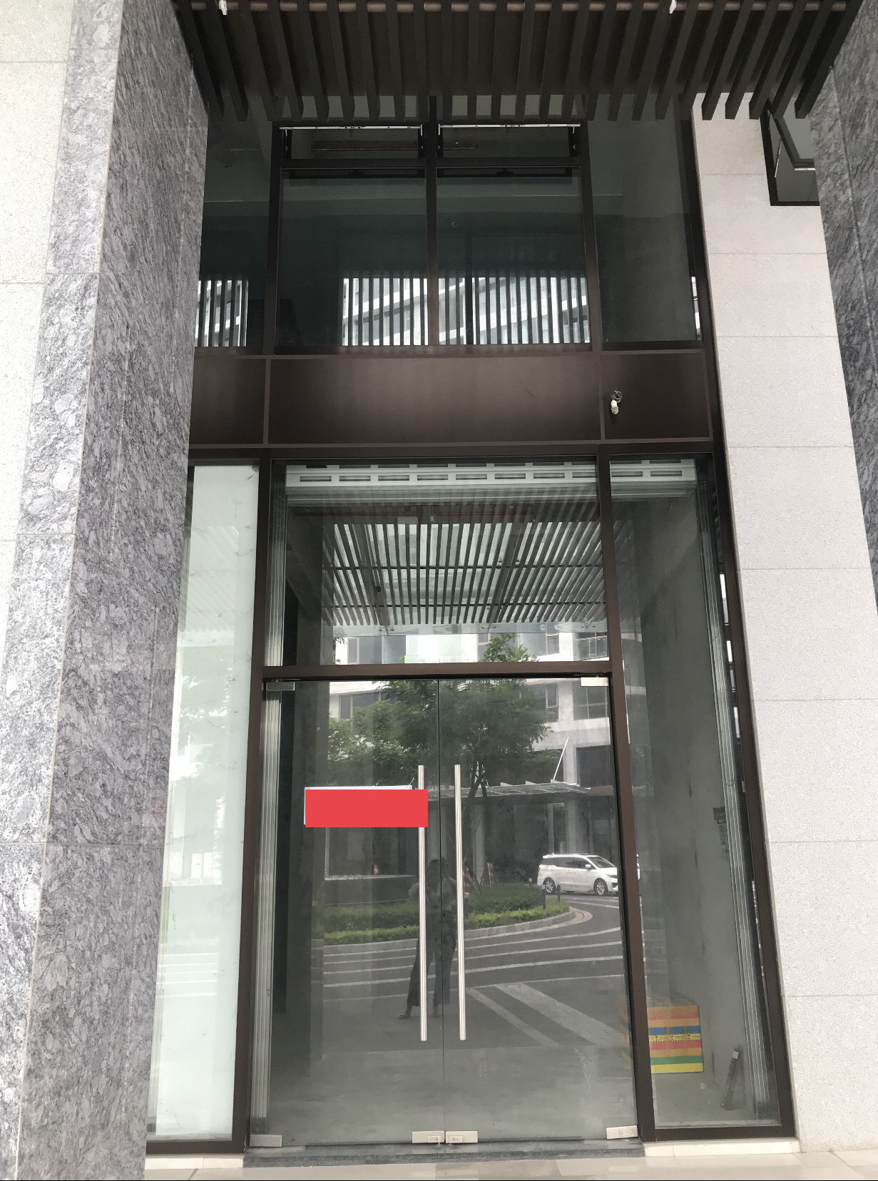 Cần cho thuê shop thô khu Mitdtown M8. Diện tích: 90m, trệt, lầu.  Giá chỉ: 28 triệu/ tháng. Liên hệ xem nhà: hotline Ngọc Thư