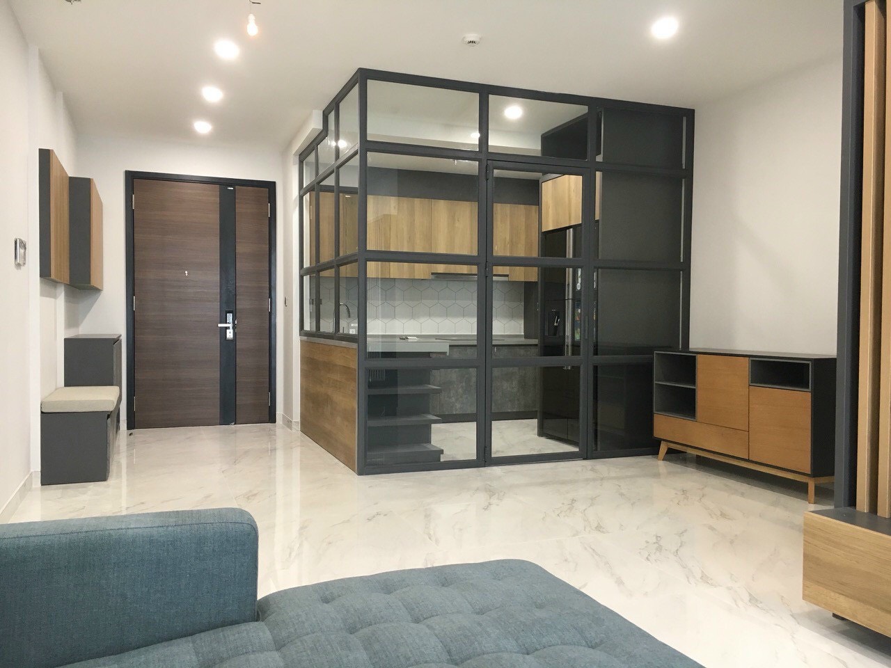 Cần cho thuê căn hộ Midtown , Phú mỹ hưng, quận 7. Diện tích: 130m, 3 phòng ngủ, nội thất cao cấp, view sông. Giá chỉ:45triệu/ tháng. Quý khách xem nhà liên hệ: hotline Ngọc Thư ( zalo, viber) - 1709