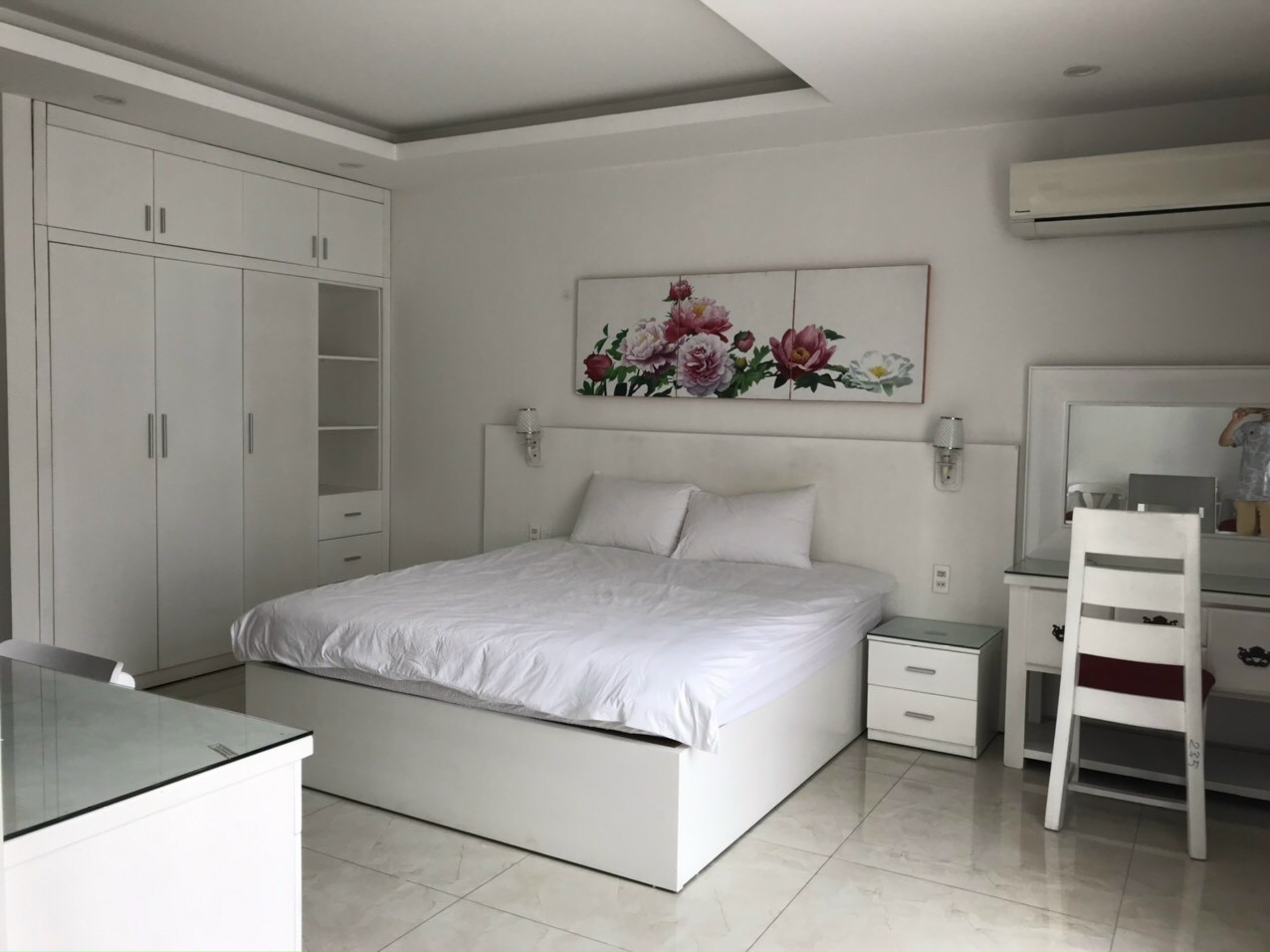  CĂN HỘ DỊCH VỤ Phú Mỹ Hưng, hưng gia, tân phong, Quận 7, Thành Phố Hồ Chí Minh - Giá thuê 10tr. Vui lòng liên hệ: hotline /Zalo/Viber - 1884