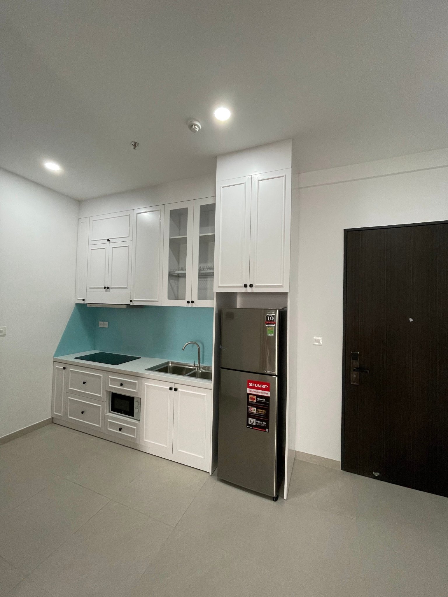 Cần bán căn hộ Hưng phúc Primer, diện tích: 69m, 2 phòng ngủ, nội thất đầy đủ. Giá: 5,4 tỷ. Quý khách xem nhà liên hệ: hotline Ngọc Thư - 1879