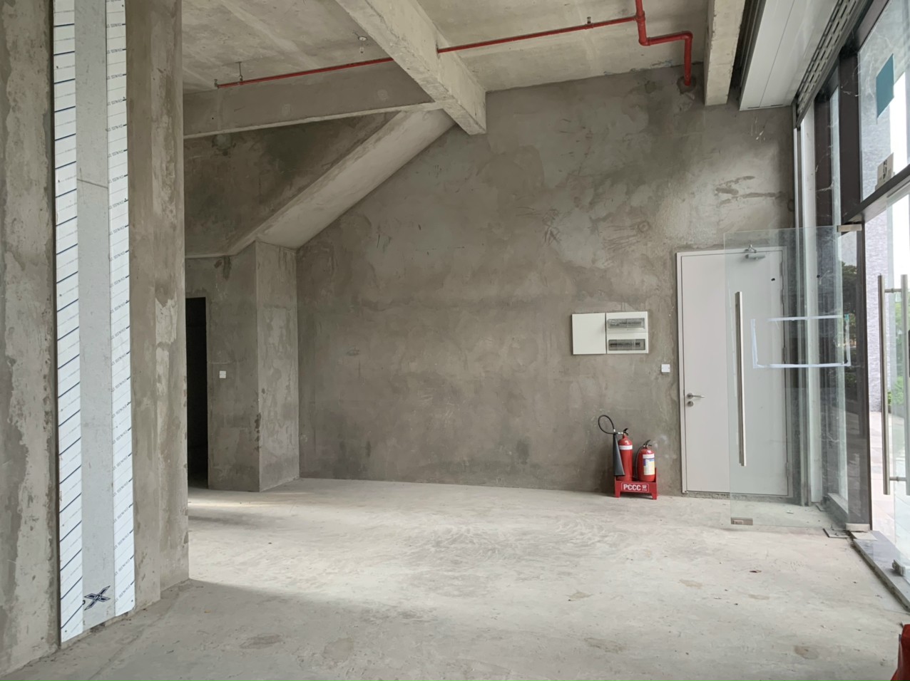 Bán Shop Midtow M8,Phú Mỹ Hunng,mặt tiền đường Tân Phú.DT: 141m2, trệt, 1lầu. giá 35 tỷ.Vui lòng liên hệ: hotline /Zalo/Viber - 2039