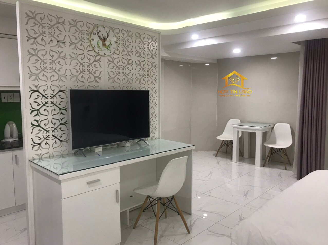 Căn hộ dịch vụ tại Phú Mỹ Hưng, khu Hưng Phước,Giá 8tr/ bao đẹp. Điện 4k. Còn lại miễn phí hết.Vui lòng liên hệ: hotline /Zalo/Viber - 2280