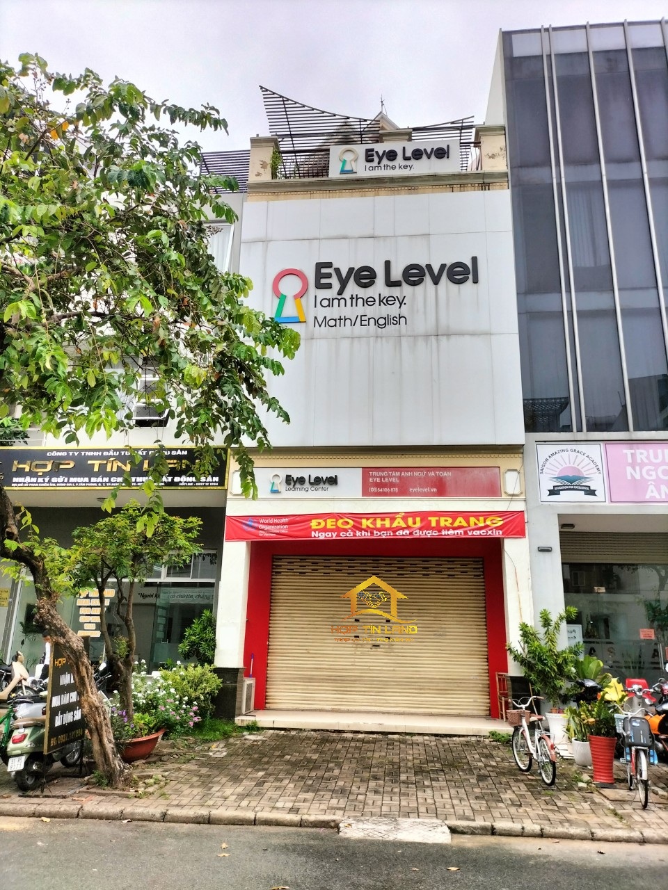 Cho thuê nhà phố   Hưng Gia 1 đường lớn , Phú Mỹ Hưng DT:111m2, 1 trệt,lững ,2 lầu, nội thất cơ bản. thuận tiện kình doanh, làm văn phòng.Giá 2.500$ ...Vui lòng liên hệ: hotline /Zalo/Viber