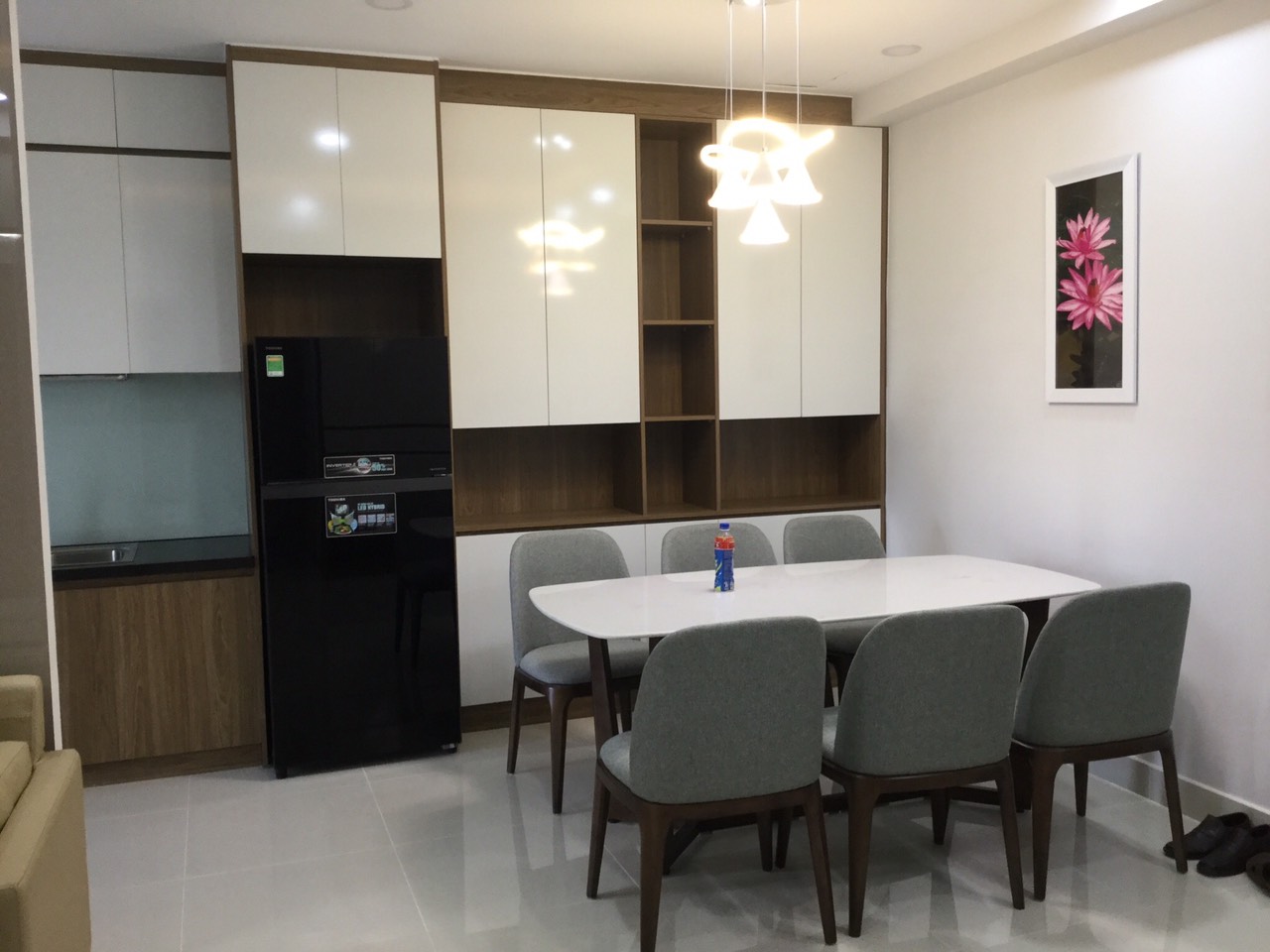 Cần cho thuê căn hộ Hưng Phúc, Nguyễn Lương Bằng . Diện tích: 82m, 2 Phòng ngủ, đủ nội thất, vào ở ngay,  giá chỉ 17 triệu/ tháng. Quý khách xem nhà liên hệ: hotline Ngọc Thư ( zalo, viber)