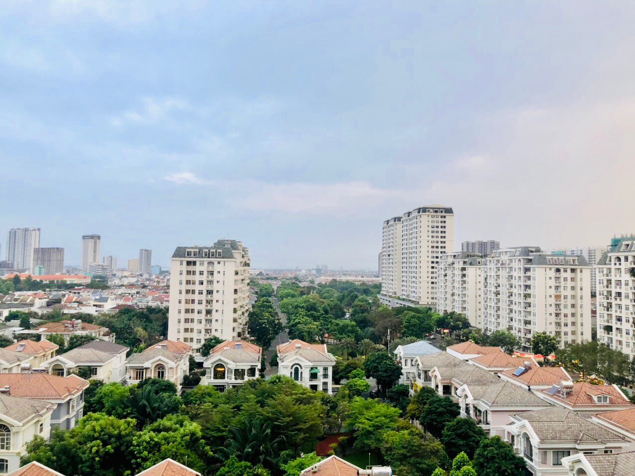 BÁN CĂN HỘ MIDTOWN, M7 SIGNATURE , 2PN, VIEW BIỆT THỰ HƯỚNG ĐÔNG NAM, Ô XE HƠI TẦNG HẦM GIÁ 6,8 TỶ.LH:hotline6. - 3105