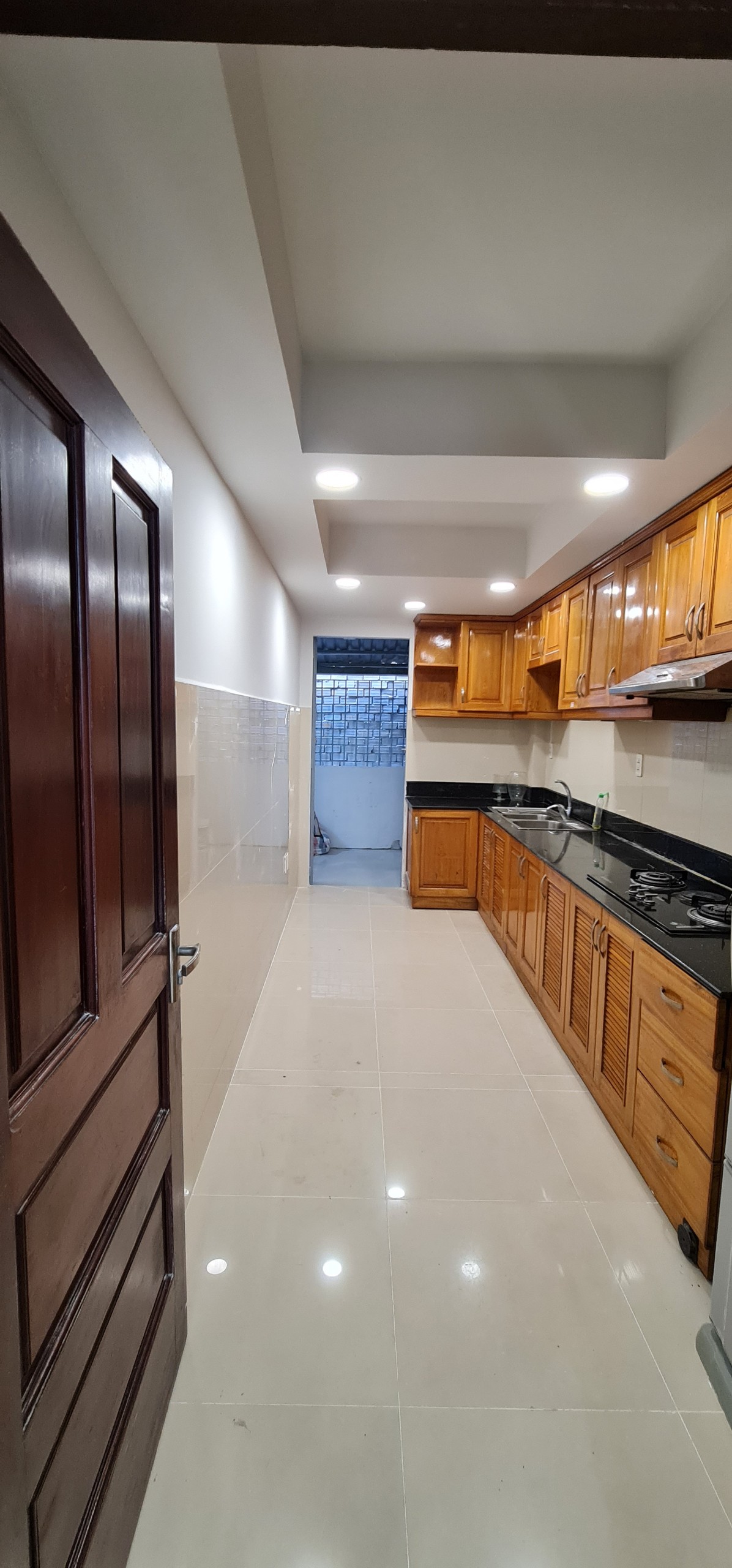 Cho thuê căn hộ dịch vụ đường Cao Triều Phát. Có thang máy. Đường đẹp nhất Phú Mỹ Hưng. Quý Anh Chị liên hệ: hotline Em Thành Luân - 3208