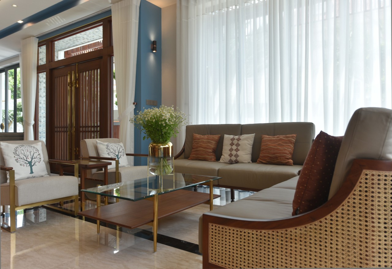 Bán biệt thự 3 lầu khu Nam Thông Phú Mỹ Hưng, Quận 7, DT 20x23m giá bán: 125tỷ còn thương lượng. Liên hệ: hotline Em Thành Luân - 3268