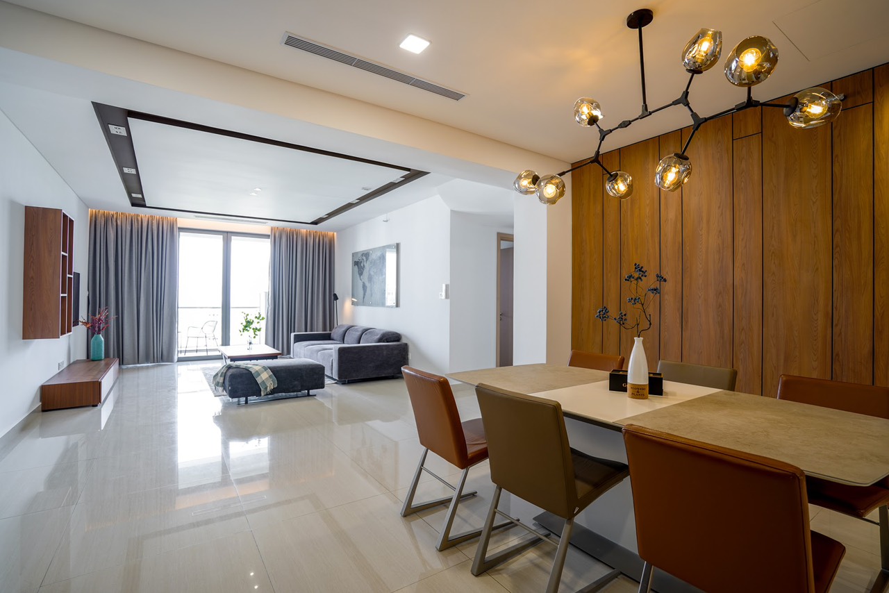 Cần bán căn hộ River park Premier. Diện tích: 141m, 3 phòng ngủ,  nội thất cao cấp, view nội khu. Giá chỉ 13,5 tỷ. Quý khách xem nhà liên hệ: hotline Ngọc Thư ( zalo, viber) - 3314