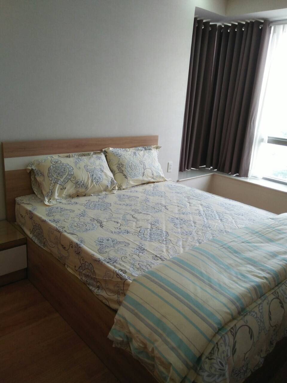 Cho thuê căn hộ Hưng Phúc Residence Phú Mỹ Hưng. Diện tích: 98m, 3 phòng ngủ, nội thất đầy đủ, lầu cao. Giá chỉ: 25 triệu/ tháng. Quý khách xem nhà liên hệ: hotline Ngọc Thư ( zalo, viber) - 3394