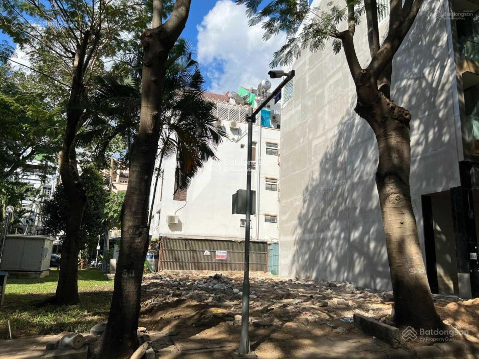 Bán gấp lô đất góc công viên hưng gia 2 dt 8x18,5m phú mỹ hưng giá chỉ 34 tỷ liên hệ xem đất hotline