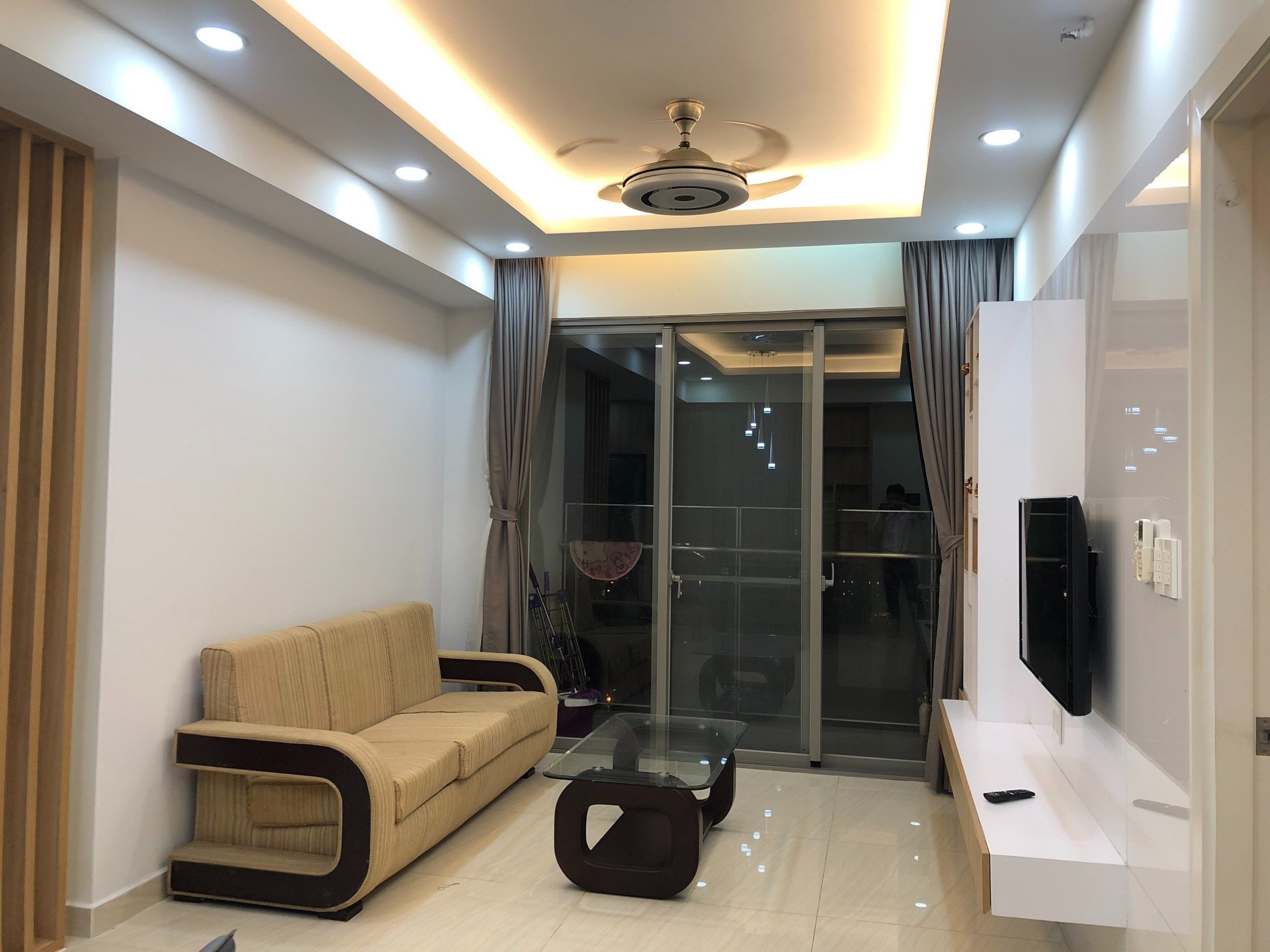 Cần cho thuê căn hộ Hưng Phúc Residence, Phú Mỹ Hưng. Diện tích 80m, nội thất đầy đủ, giá chỉ 16 triệu/ tháng. Quý khách xem nhà liên hệ hotline Ngọc Thư ( zalo, viber)