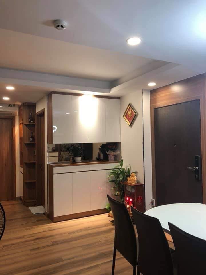 Cần tiên bán nhanh căn hộ Hưng Phúc Residence - Phú Mỹ Hưng. Diện tích: 76,8m. Căn hộ thiết kế 2 phòng ngủ,lầu cao, view thoáng, nội thất cao cấp. Giá chỉ 5 tỷ. Anh chị xem nhà liên hệ: hotline Ngọc Thư - 4840