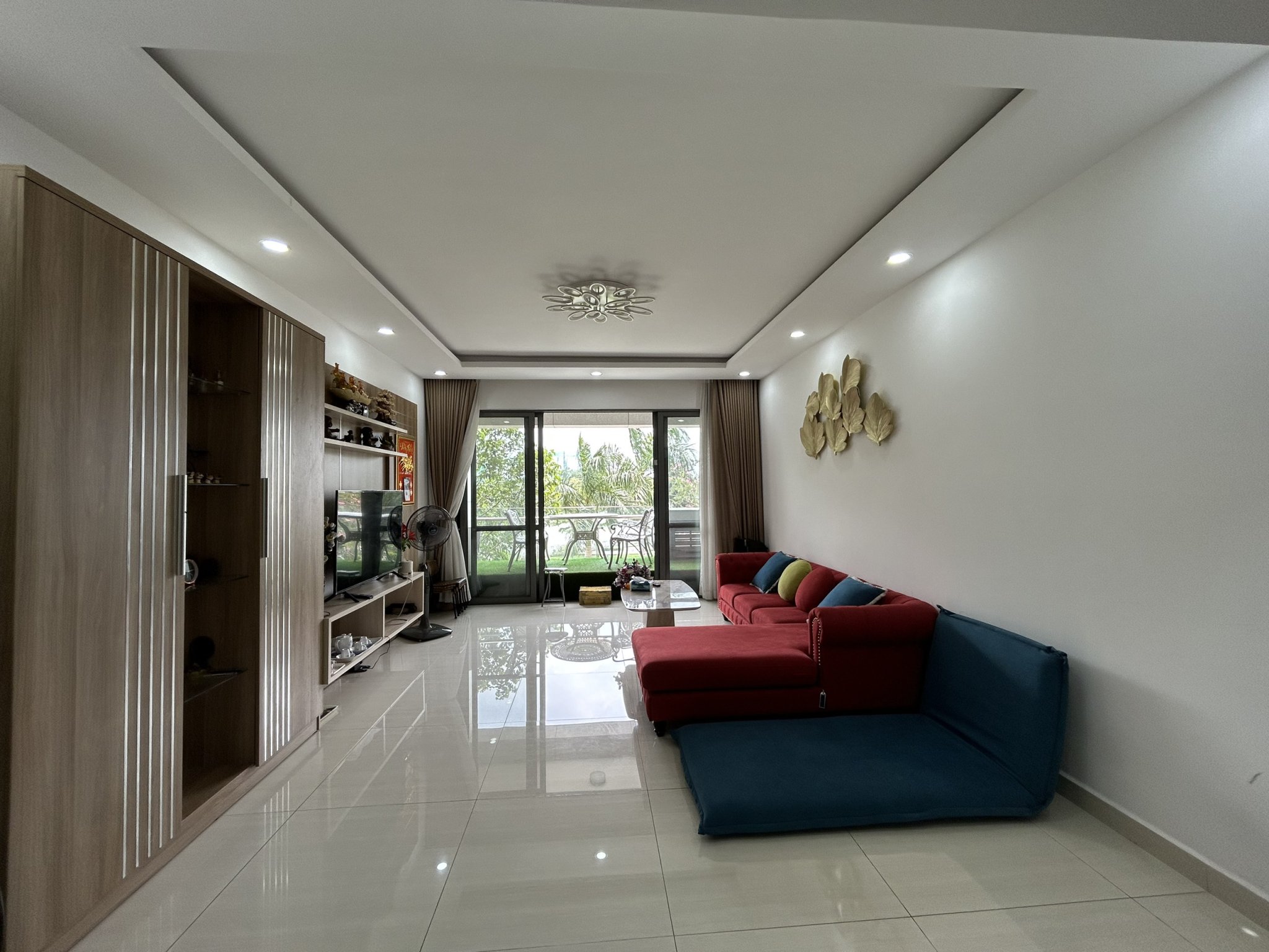 Cho thuê căn hộ cao cấp River Park  Premier  Phú Mỹ Hưng. Diện tích: 124m, 3 phòng ngủ, nội thất đầy đủ, view nội khu thoáng mát. Giá chỉ: 43 triệu/ tháng. Quý khách xem nhà liên hệ: hotline NGọc Thư ( zalo, viber)