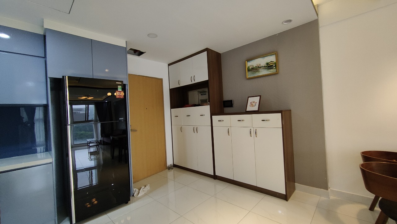 Cho thuê căn hộ Scenic Vallay 2, phú mỹ hưng, quận 7 . Diện tích: 84m, 2 phòng ngủ, 1 kho, 2wc. Nội thất đầy đủ, giá chỉ:  20 triệu/ tháng. Quý khách xem nhà liên hệ: hotline Ngọc Thư - 5107