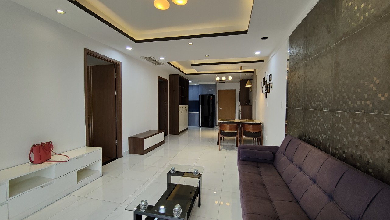 Cho thuê căn hộ Scenic Vallay 2, phú mỹ hưng, quận 7 . Diện tích: 84m, 2 phòng ngủ, 1 kho, 2wc. Nội thất đầy đủ, giá chỉ:  20 triệu/ tháng. Quý khách xem nhà liên hệ: hotline Ngọc Thư - 5105