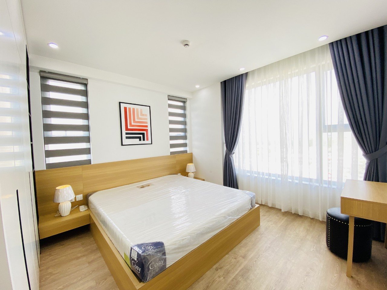 Cần cho thuê căn hộ Hưng Phúc Premier Phú Mỹ Hưng. Diện tích: 90m, 3 Phòng ngủ, 2wc, nội thất cao cấp. giá chỉ 21 triệu/ tháng. Quý khách xem nhà liên hệ: hotline Ngọc Thư ( zalo, viber ) - 5123