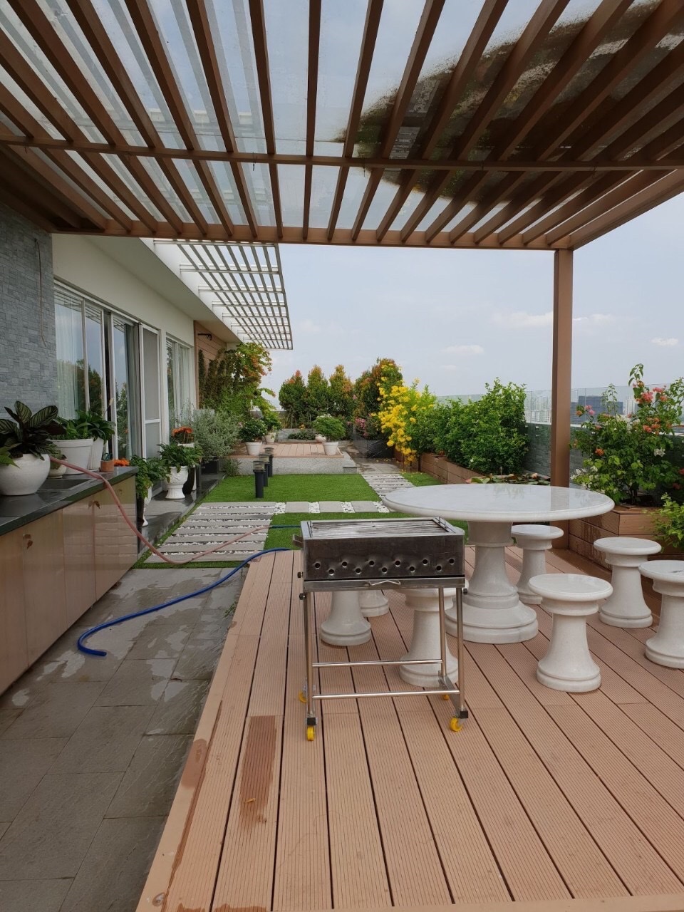 Bán nhanh Penthouse Riverpark Resident, PMH, Q.7, 534m2, 3PN, 1p.thờ, 3WC, nội thất đầy đủ, SH, giá chỉ 39 tỷ. LH: Tú Anh hotline