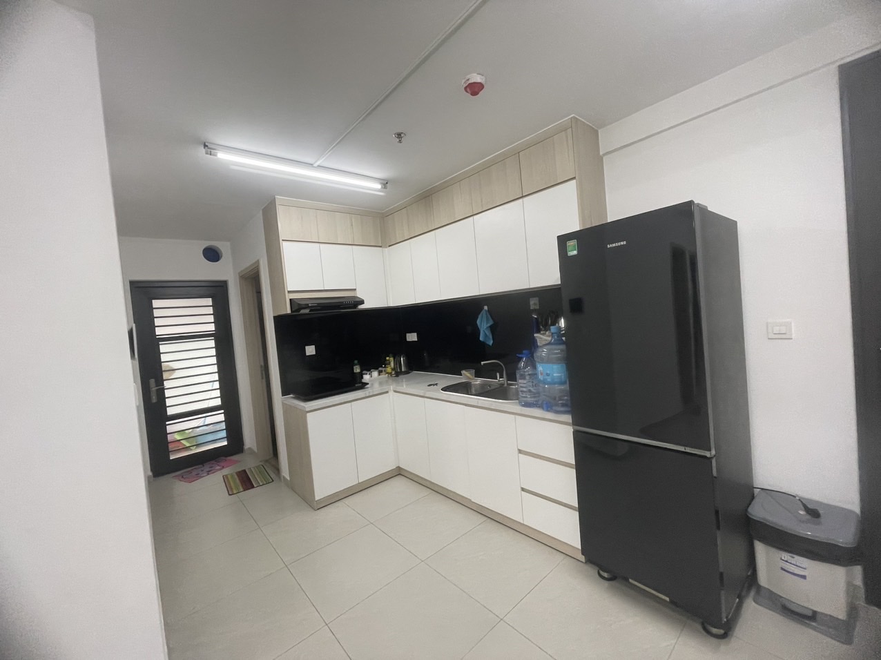 Cho thuê căn hộ Hưng Phúc Premier Phú Mỹ Hưng. Diện tích: 69m, nội thất đầy đủ. Giá chỉ 17 triệu/ tháng. Quý khách xem nhà liên hệ: hotline Ngọc Thư - 5397