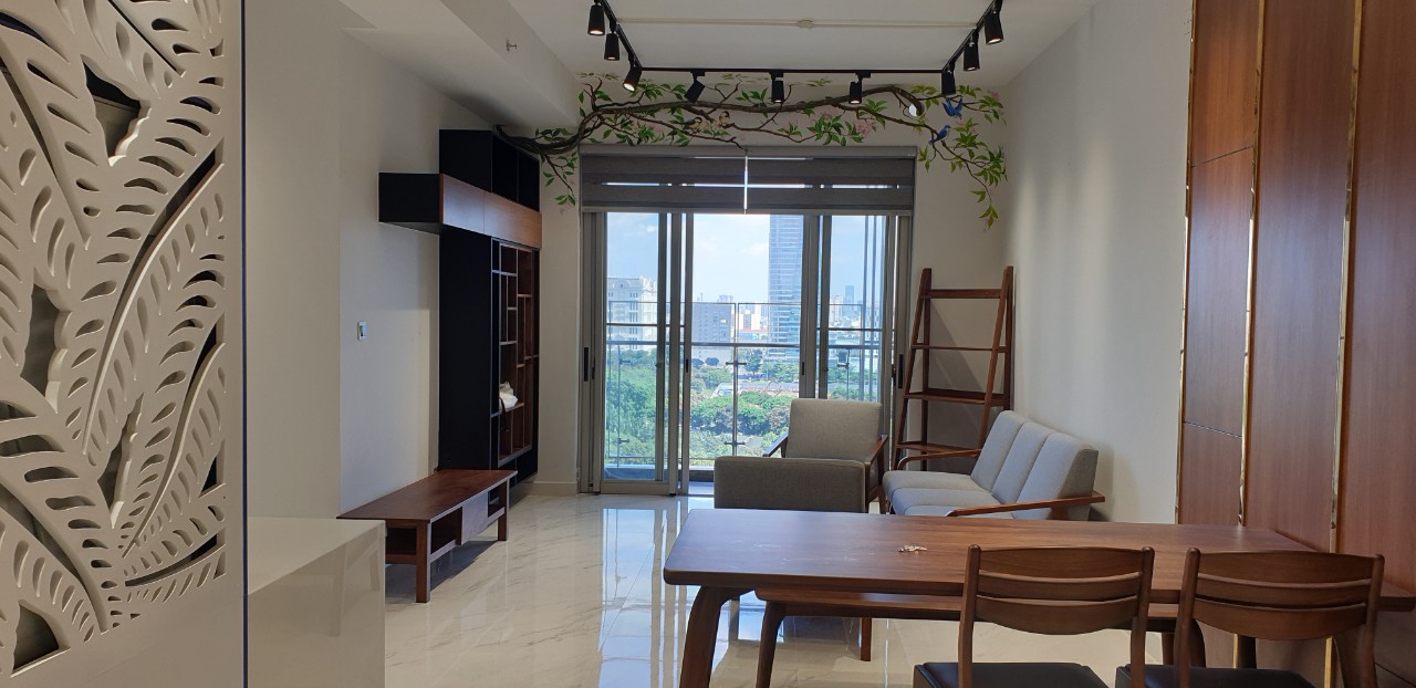 Cần bán căn hộ Mitdown Phú Mỹ Hưng , quận 7. Diện tích: 130m, 3 phòng ngủ, 2wc. view nhìn sông, hồ bơi . Gía chỉ có 10,5 tỷ ( thương lượng). Quý khách xem nhà liên hệ: hotline Ngọc Thư ( zalo, viber) - 5462