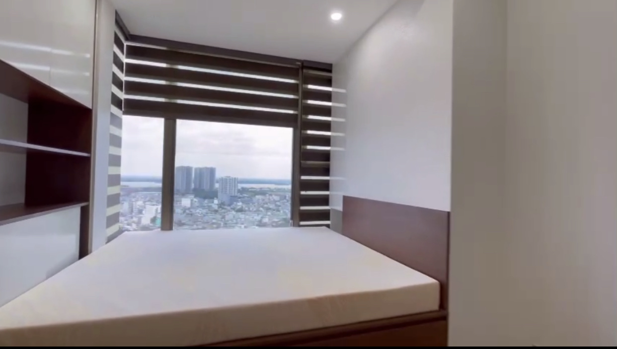 Cho thuê căn hộ cao cấp Midtown The Peak phú mỹ hưng quận 7. Diện tích: 80, 2 phòng ngủ, 2wc. Nhà đẹp, nội thất đầy đủ, giá chỉ có 26 triệu/ tháng. Xem nhà liên hệ: hotline Ngọc Thư ( zalo, viber ) - 5487