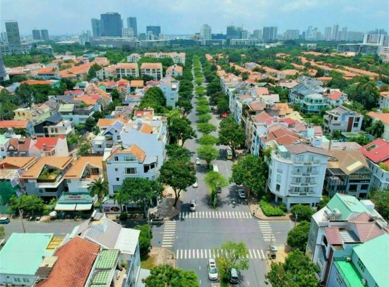 Cần bán gấp biệt thự Song Lập Mỹ Hào Đường Hà Huy Tập sát bên công viên cầu ánh sao.Liên hệ hotline để xem nhà - 5688