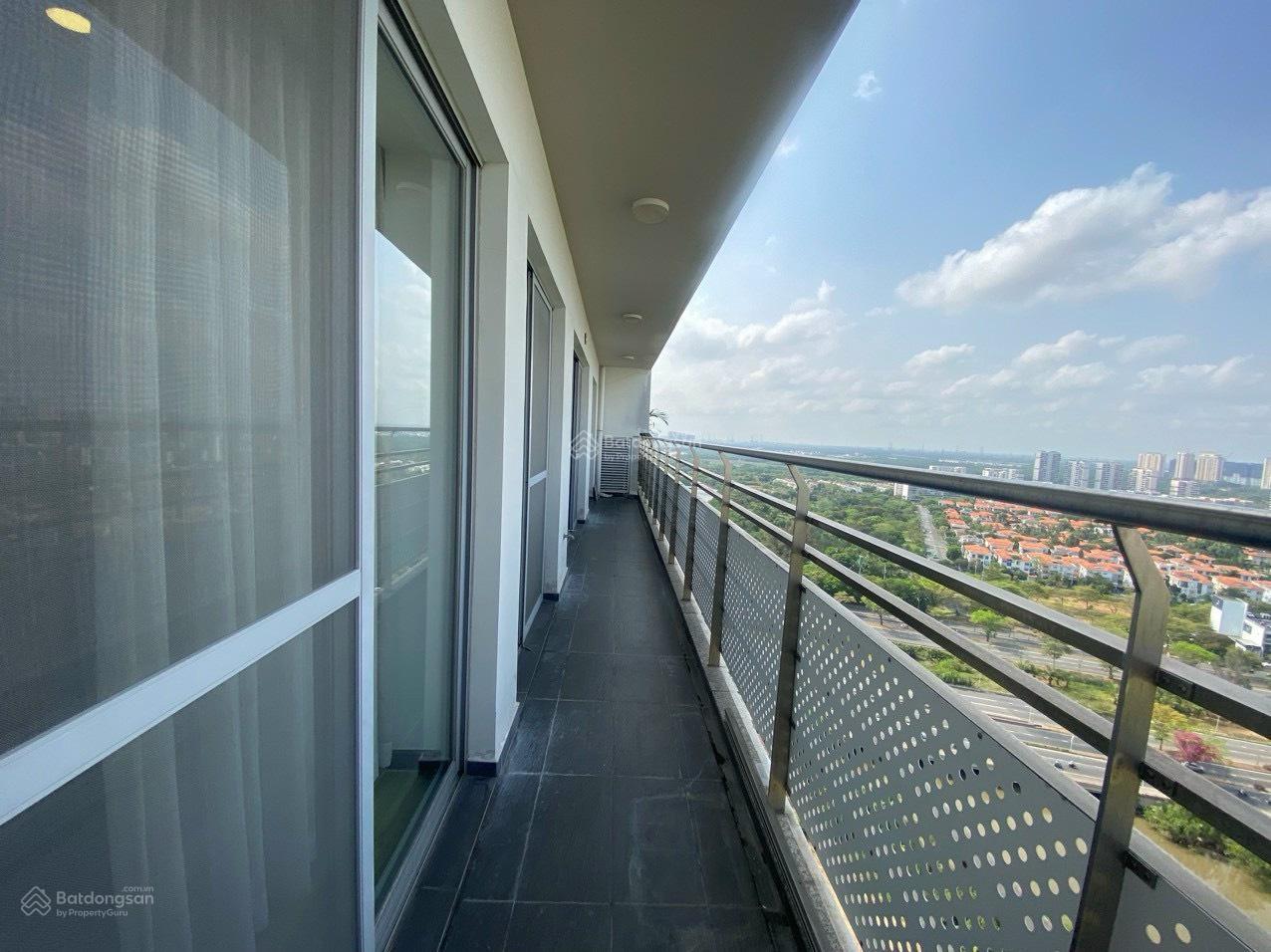 Bán căn hộ Scenic Valley - Phú Mỹ Hưng, 133m2, 3 phòng ngủ, giá cực tốt  chỉ : 9.5ty, LH :hotline Thanh Thẩm