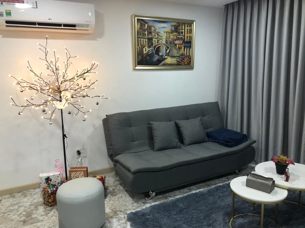 Cần bán căn hộ Hưng phúc Residence Phú Mỹ Hưng. Diện tích:  98m, 3 phòng ngủ,2wc, nội thất đầy đủ, nhà đang cho thuê dài hạn. Có ô xe tầng hầm, Giá chỉ: 5,5 tỷ. Quý khách xem nhà liên hệ: hotline Ngọc Thư ( zalo, viber)