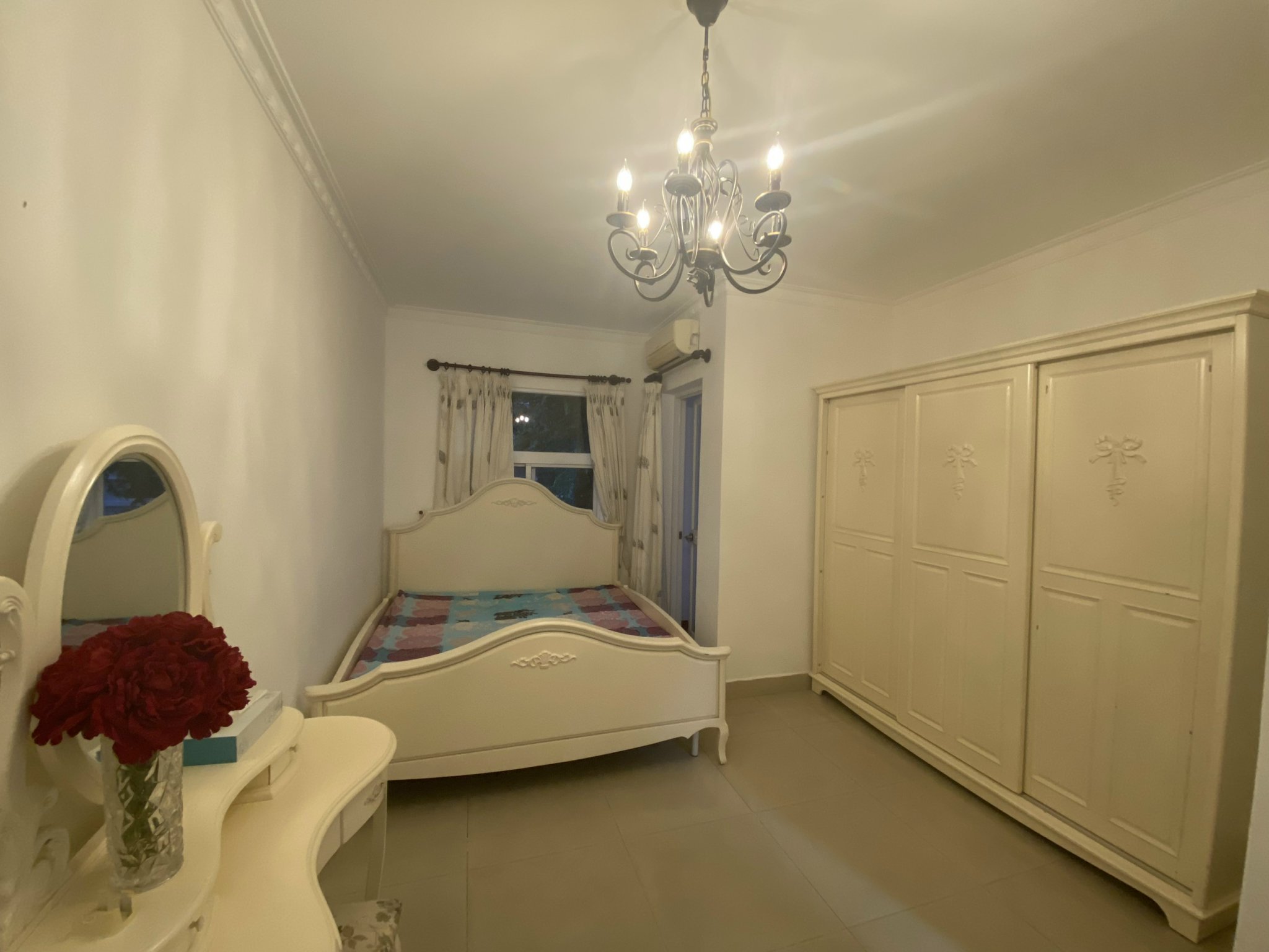 Cho Thuê Biệt Thự Khu Compound Hưng Thái Nhà Đẹp hướng Bắc Giá 35tr Liên hệ xem nhà hotline - 5981