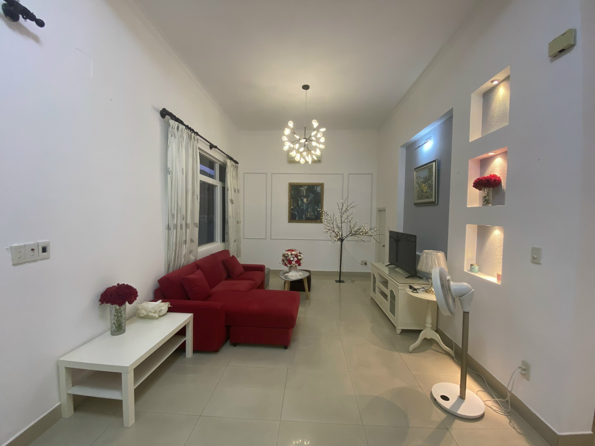 Cho Thuê Biệt Thự Khu Compound Hưng Thái Nhà Đẹp hướng Bắc Giá 35tr Liên hệ xem nhà hotline - 5985