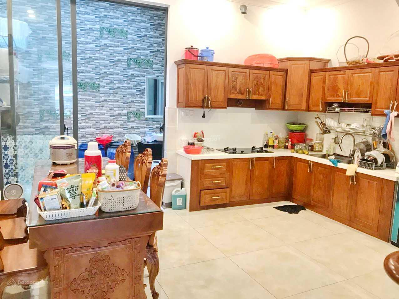 Bán Nhanh Nhà 5.2x17.5m, 5 tầng Khu vực kinh doanh đông đúc, Mặt Tiền MAI VĂN VĨNH p.Tân Quy, Q.7. giá 19,5 tỷ. LH: hotline - 5993