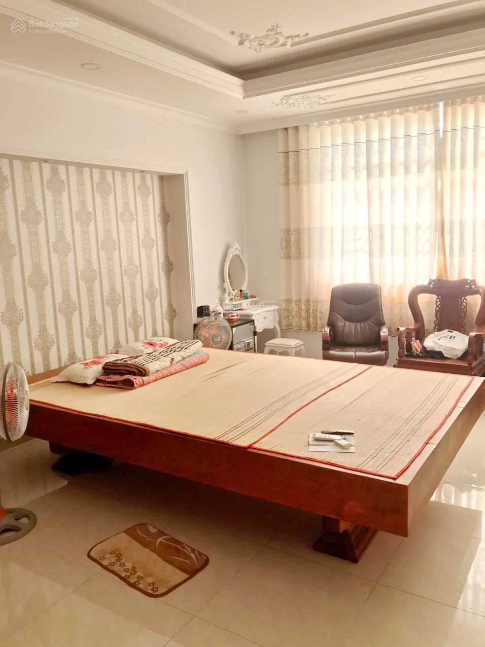 Bán Nhanh Nhà 5.2x17.5m, 5 tầng Khu vực kinh doanh đông đúc, Mặt Tiền MAI VĂN VĨNH p.Tân Quy, Q.7. giá 19,5 tỷ. LH: hotline - 5992