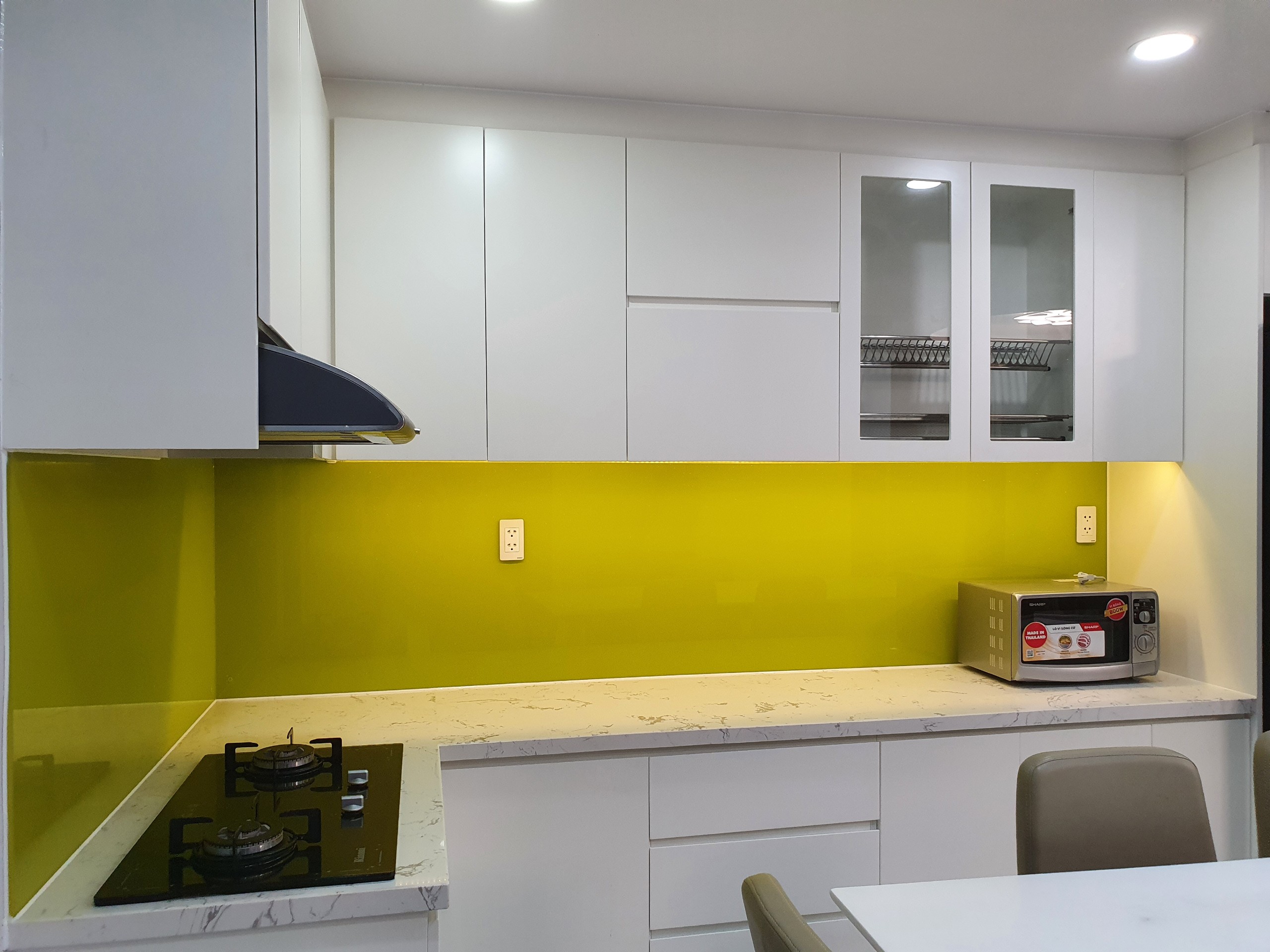 Cho thuê căn hộ Hưng Phúc phú mỹ hưng quận 7. Diện tích: 98m, 3 phòng ngủ, nội thất cao cấp, Gía chỉ 24tr/ tháng. Liên hệ: hotline Ngọc Thư xem nhà - 6302