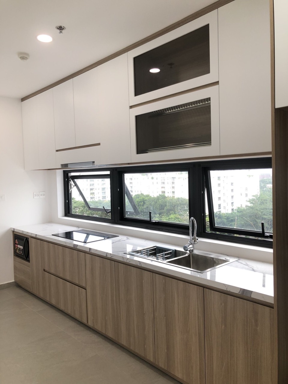Cho thuê căn hộ Hưng Phúc phú mỹ hưng quận 7. Diện tích: 79m, 2 phòng ngủ, view biệt thự, nội thất cao cấp. Gía chỉ 20tr/ tháng. Liên hệ: hotline  Ngọc Thư ( zalo, viber ) xem nhà - 6310