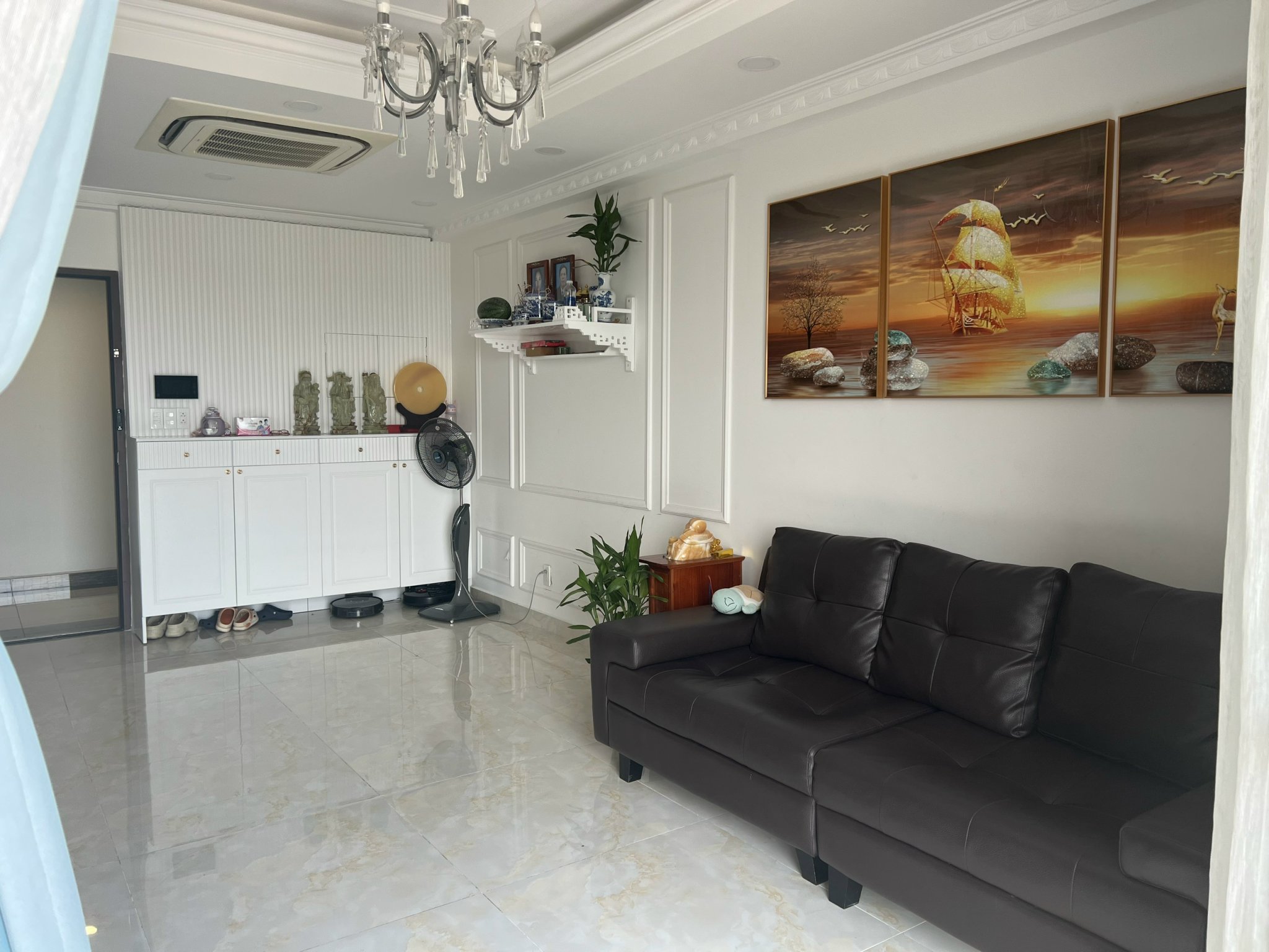Chính chủ cần bán gấp CH Hưng Phúc, PMH , 3PN, 98m2 , Căn Góc, lầu cao, giá chỉ: 6.9Ty, hotline Thanh Thẩm - 6387
