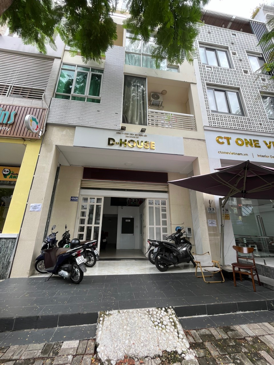 Cho thuê nhà phố kinh doanh Hưng Gia, Hưng Phước Phú Mỹ Hưng, quận 7. Trệt, lửng, 3 lầu. Gía chỉ 45 triệu/ tháng. Liên hệ xem nhà: hotline  Ngọc Thư ( zalo, viber)