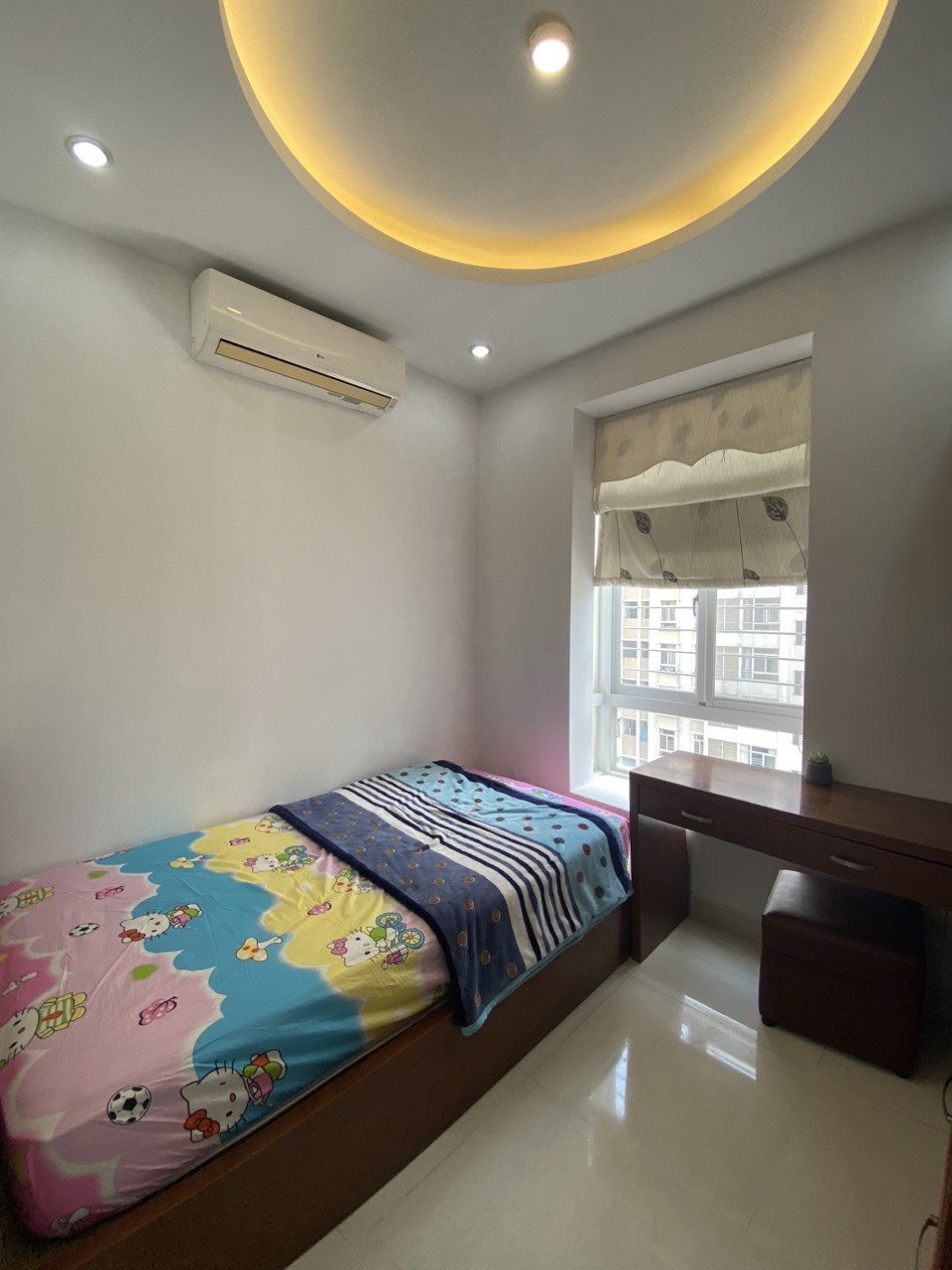 Bán nhanh Căn hộ Cao cấp Sky Garden 3, Phú Mỹ Hưng, Q.7, TP.HCM, 70.12 m2, Lầu cao, View đẹp, Giá chỉ: 4.5 tỷ. LH ngay hotline (Đình Hải)