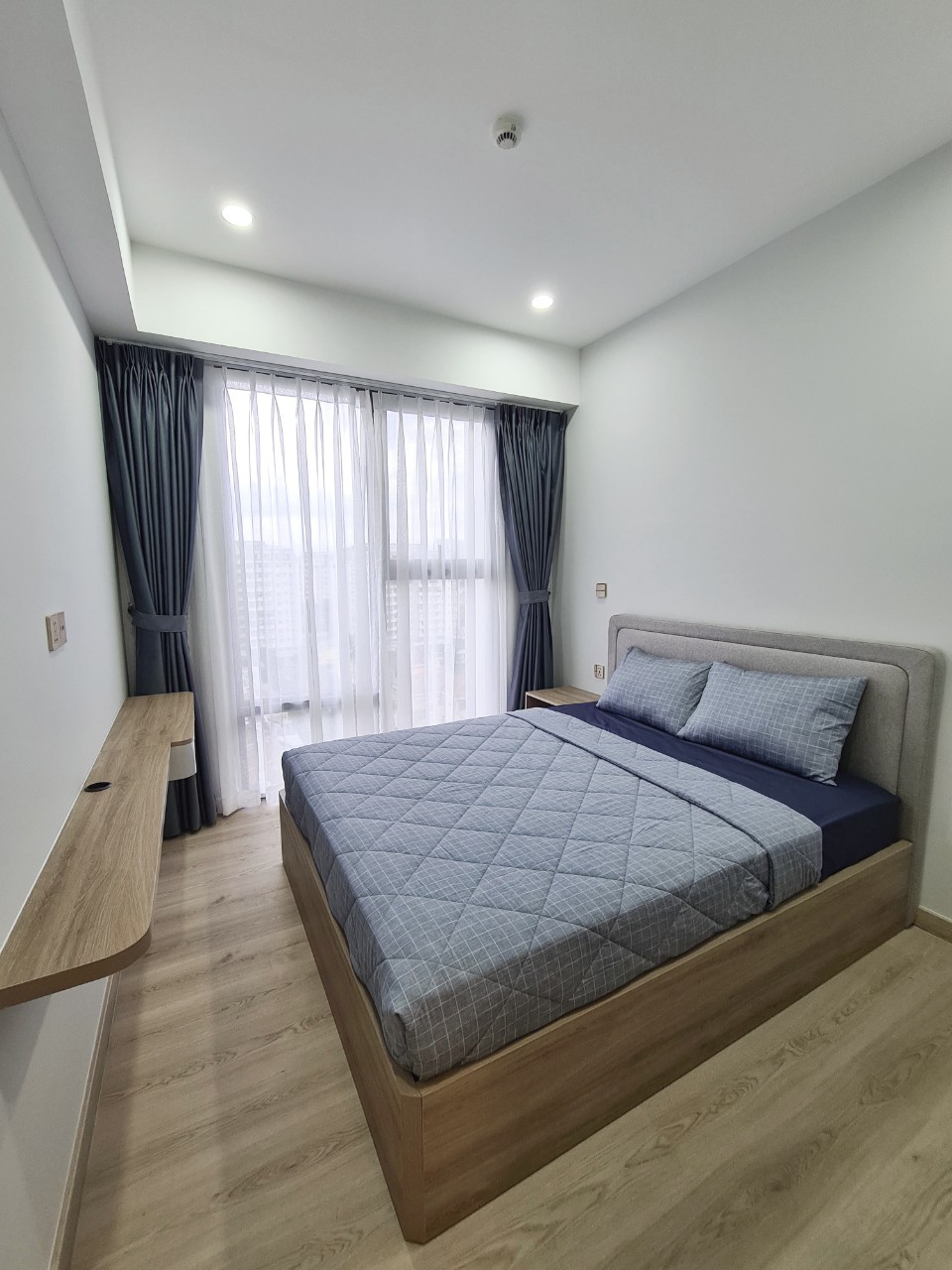 Cho thuê căn hộ cao cấp Ascentia, phú mỹ hưng, quận 7. Diện tích: 49m, 1 phòng ngủ, view biệt thự, nội thất đầy đủ vào ở ngay. Gía chỉ có 18tr/ tháng. Liên hệ xem nhà ngay: hotline Ngọc Thư ( zalo, viber) - 6487