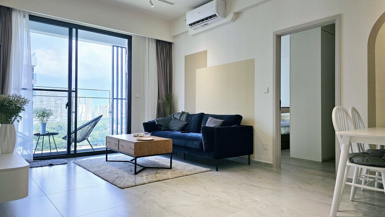 Cho thuê căn hộ Cardinal Court- phú mỹ hưng- quận 7. Diện tích: 78m, 2 phòng ngủ, view hồ bơi,  nội thất mới 100%, giá chỉ 30tr/ tháng. Anh chị xem nhà liên hệ: hotline Ngọc Thư - 6680