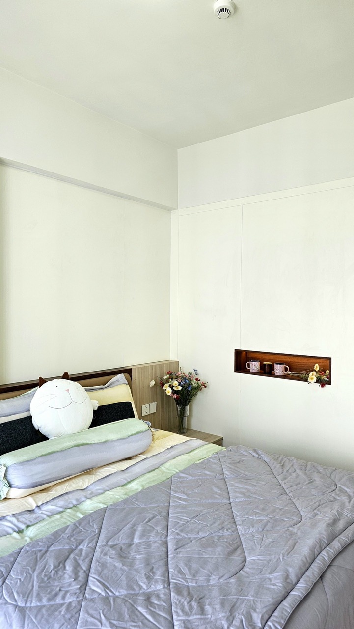 Cho thuê căn hộ Cardinal Court- phú mỹ hưng- quận 7. Diện tích: 78m, 2 phòng ngủ, view hồ bơi,  nội thất mới 100%, giá chỉ 30tr/ tháng. Anh chị xem nhà liên hệ: hotline Ngọc Thư - 6682