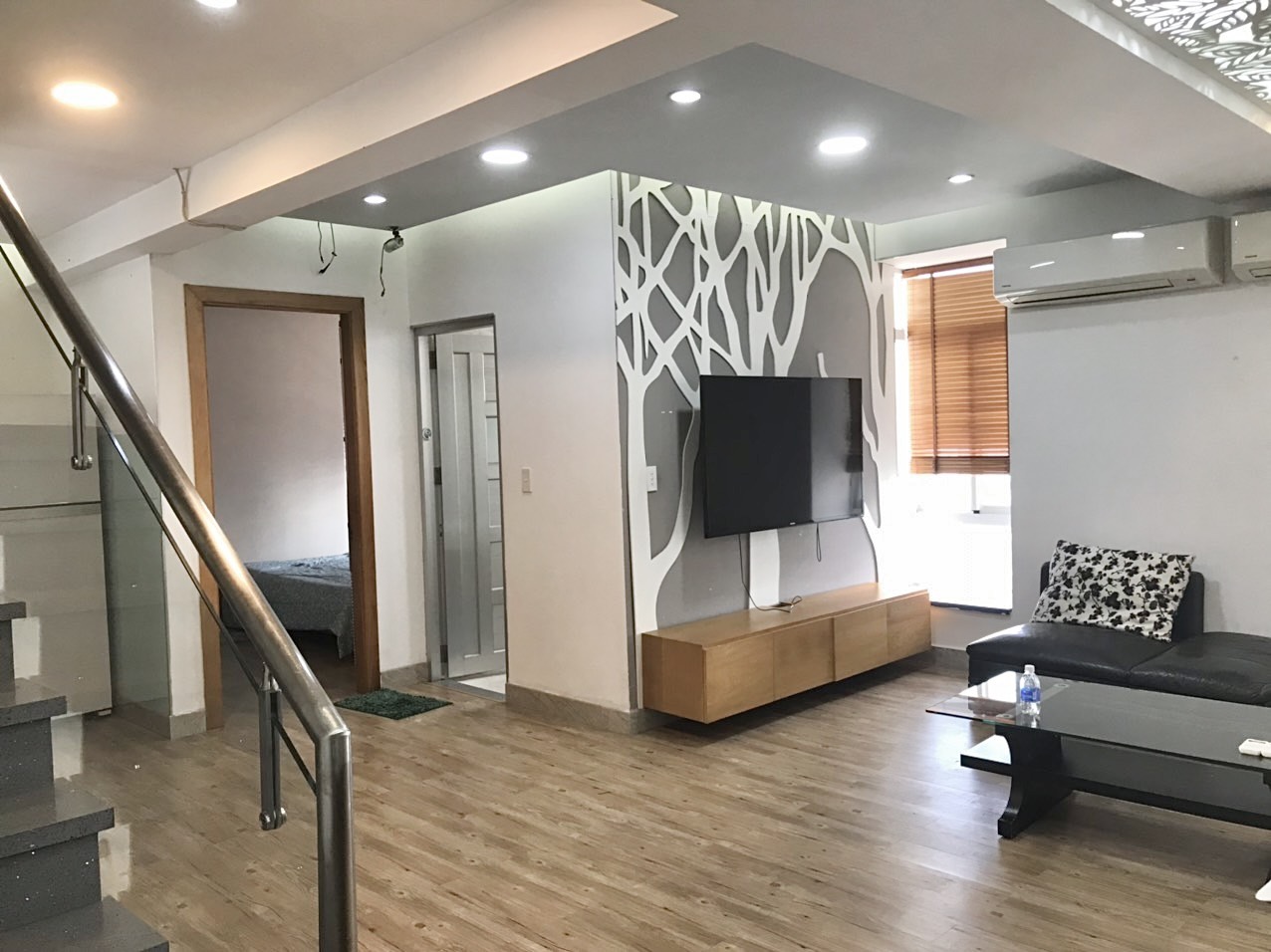 Cho thuê Penthouse Sky Garden 3, Phú Mỹ Hưng, 206 m2, Có sân thượng, Nhà đẹp siêu rộng phù hợp với gia đình lớn. Lh: hotline (Đình Hải) - 6803