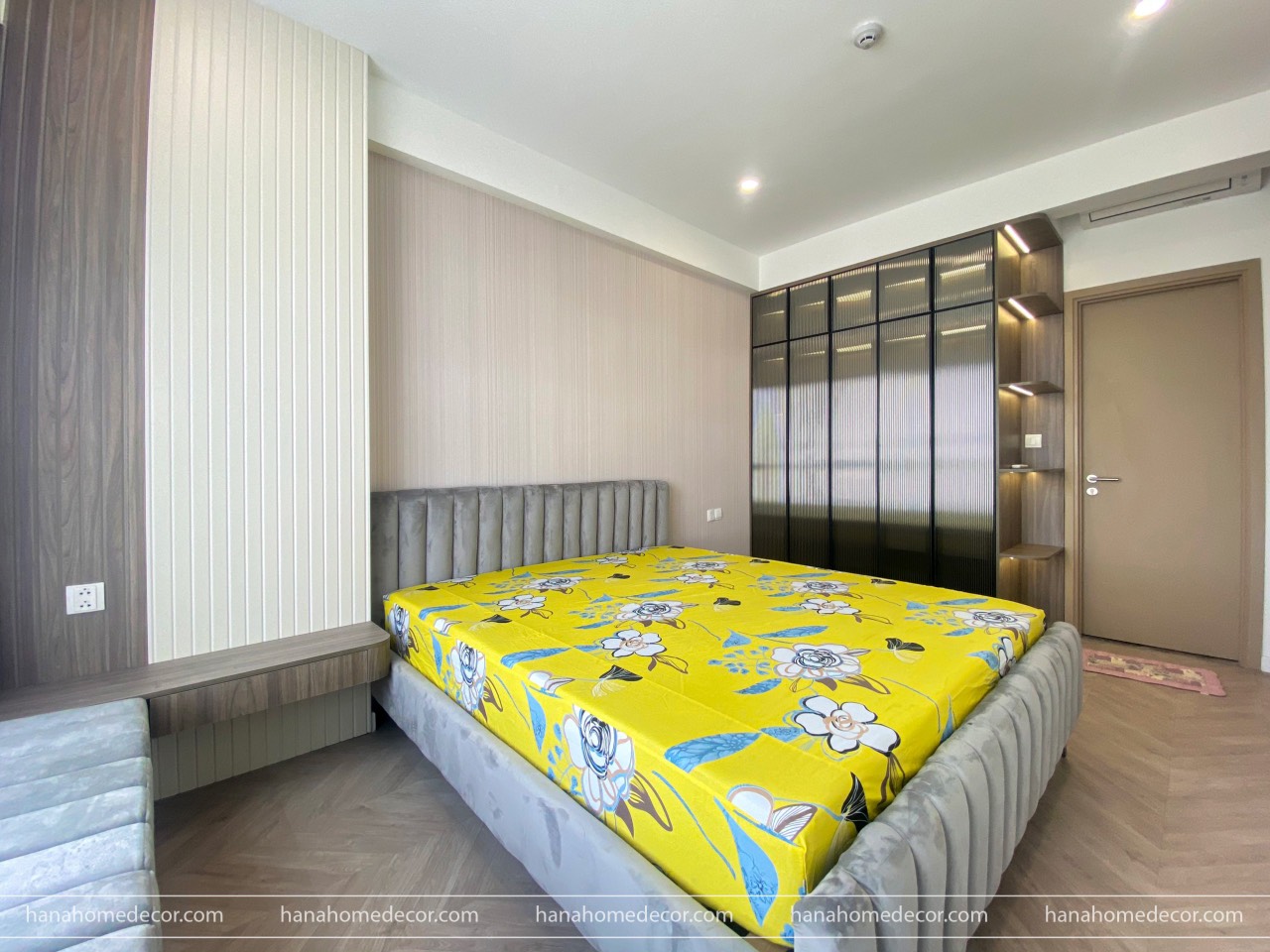 Cho thuê căn hộ cao cấp Anotina, phú mỹ hưng, quận 7. Diện tích: 80m, 2 phòng ngủ, view biệt thự, nội thất cao cấp, giá chỉ 25tr/ tháng. Anh chị xem nhà liên hệ: hotline Ngọc Thư ( zalo, viber) - 7064