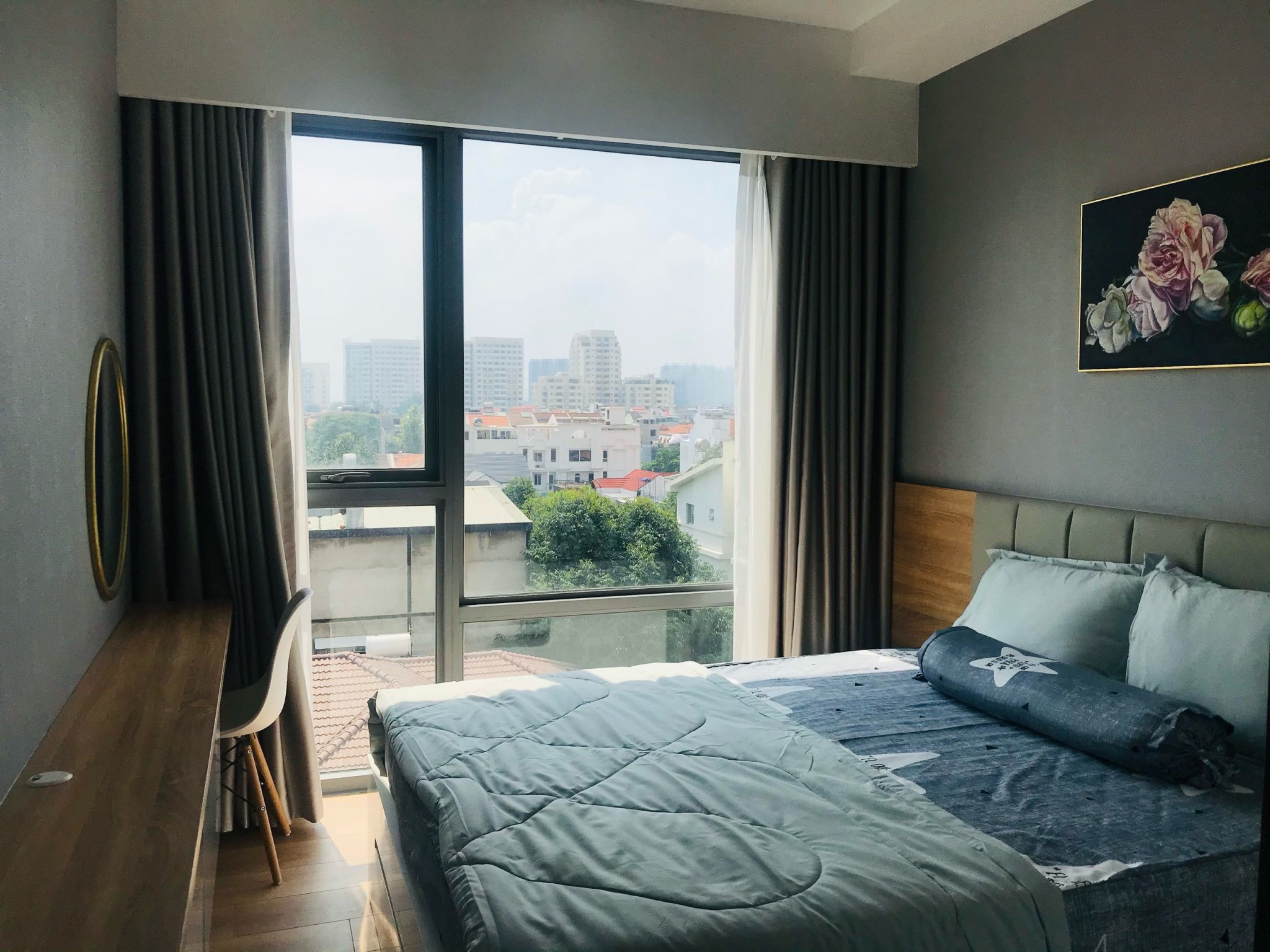 Bán căn hộ cao cấp Urbanhill, phú mỹ hưng, quận 7. Diện tích: 109m, 3 phòng ngủ, 2 wc. Nội thất cao cấp, ô xe miễn phí tầng hầm. Gía chỉ 9,5 tỷ . Qúy khách xem nhà liên hệ: hotline Ngọc Thư ( zalo, viber) - 7233
