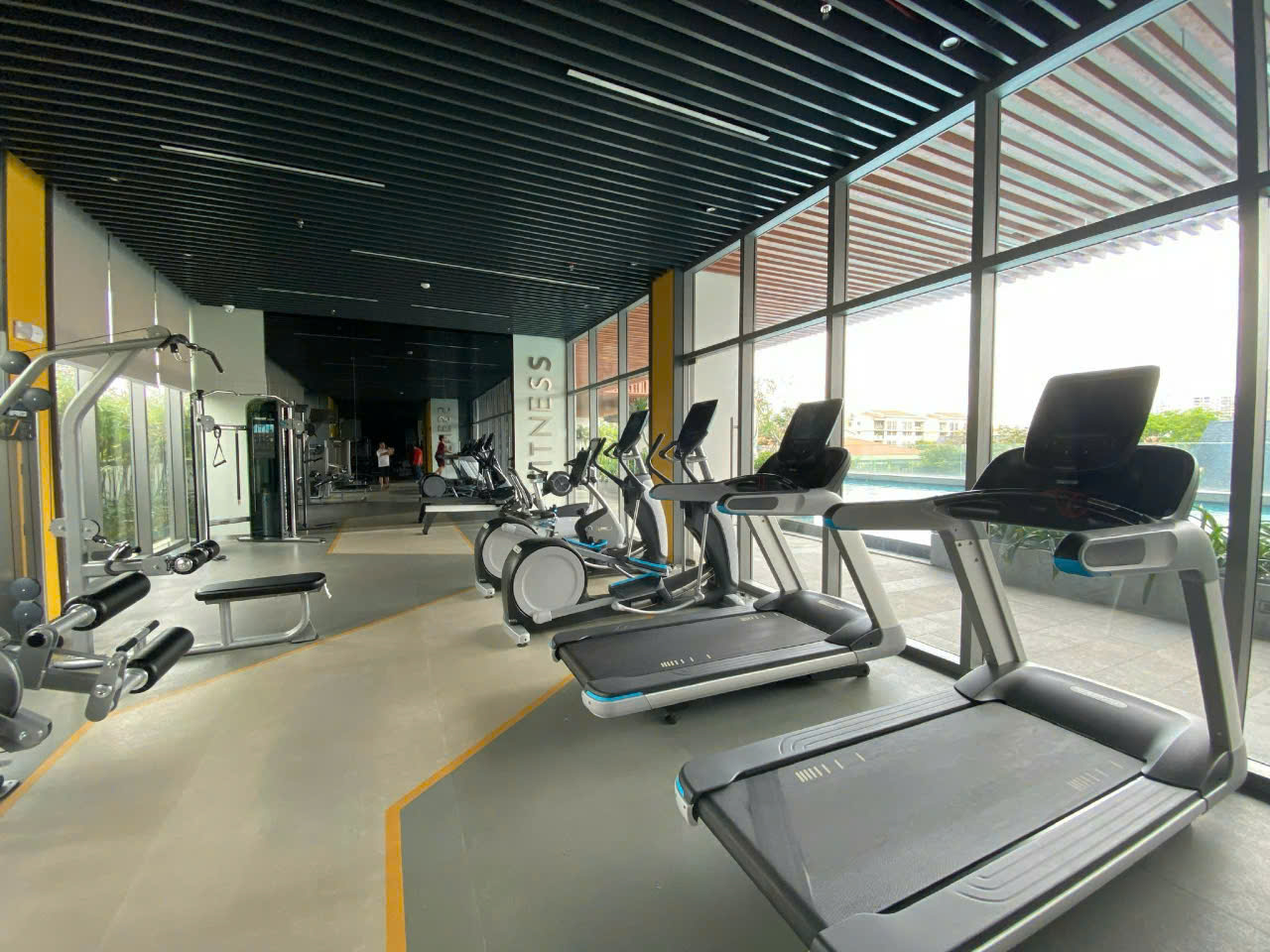 Cho thuê căn hộ Urbanhill, phú mỹ hưng, quận 7. Diện tích: 79m, 2 phòng ngủ, nội thất cơ bản như bếp, rèm, máy lạnh. Gía chỉ 18tr/ tháng. Qúy khách xem nhà liên hệ: hotline Ngọc Thư ( zalo, viber) - 7507