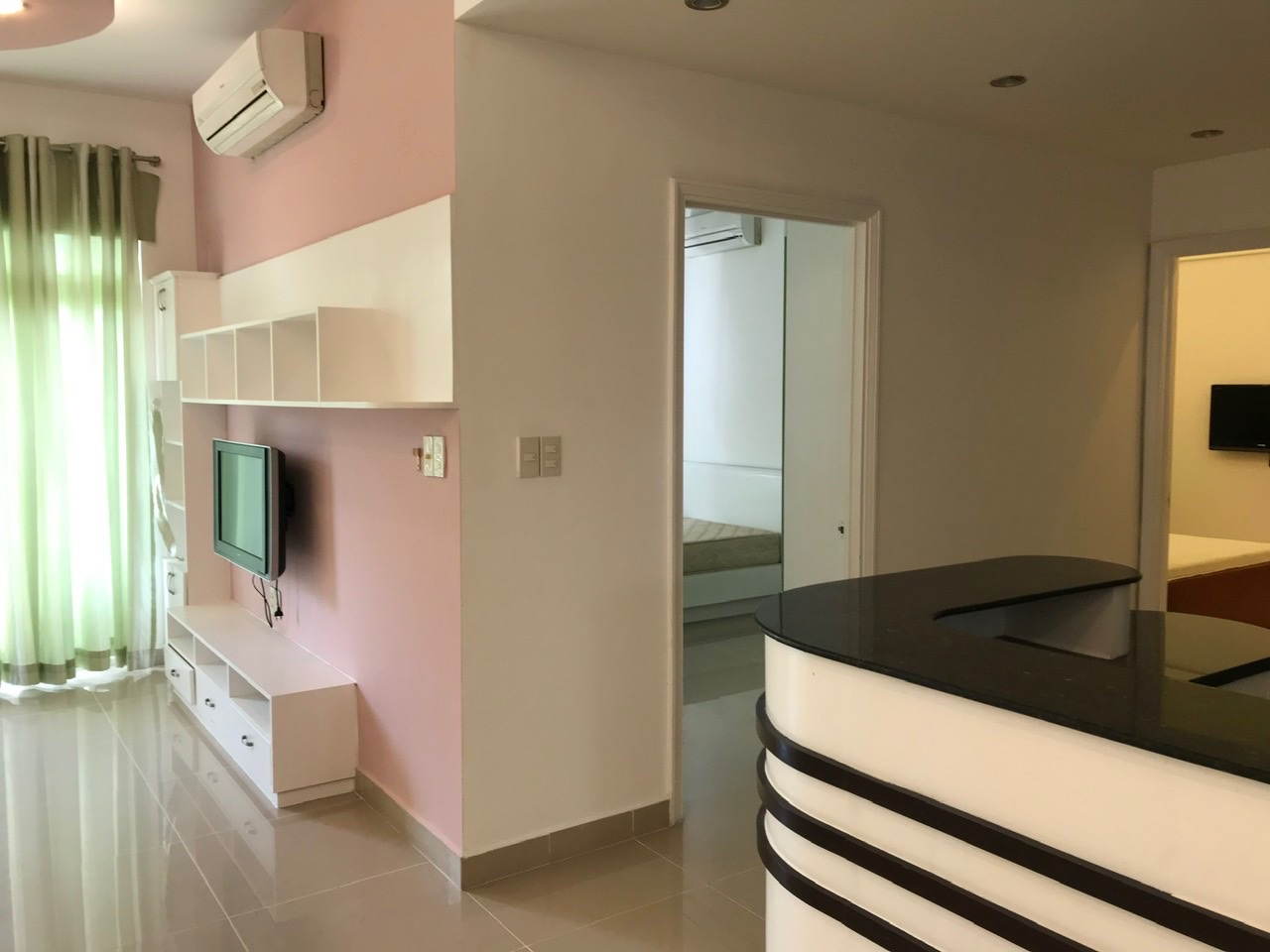 Cho thuê căn hộ Cao Cấp Cảnh Viên 1, Phú Mỹ Hưng, 123 m2, 3PN, Nhà đẹp, View công viên thoáng mát. Liên hệ: hotline (Đình Hải) - 7670