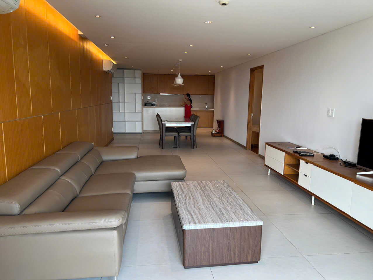 HOT! Cho thuê nhanh Căn hộ cao cấp Nam Phúc - Le Jardin, Phú Mỹ Hưng, 114m2, 2PN, 2WC. Nhà siêu đẹp, Giá siêu rẻ. Liên hệ: hotline (Đình Hải) - 7680