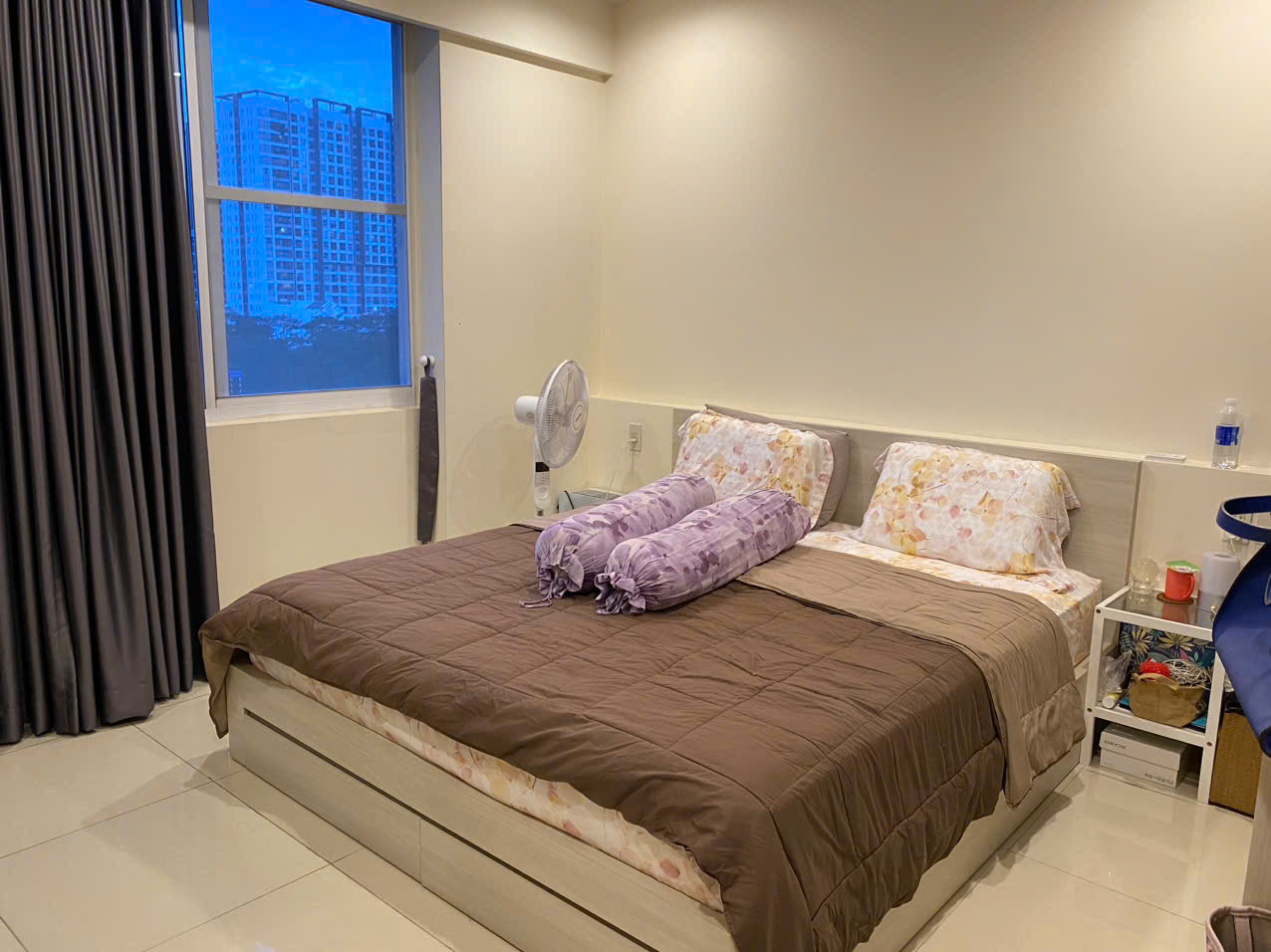 Định cư nước ngoài bán gấp CH  Riverpark Residence, Căn Góc,  view sông, giá chỉ: 11.9ỷ VND, 124m2, hotline N Thẩm - 7861