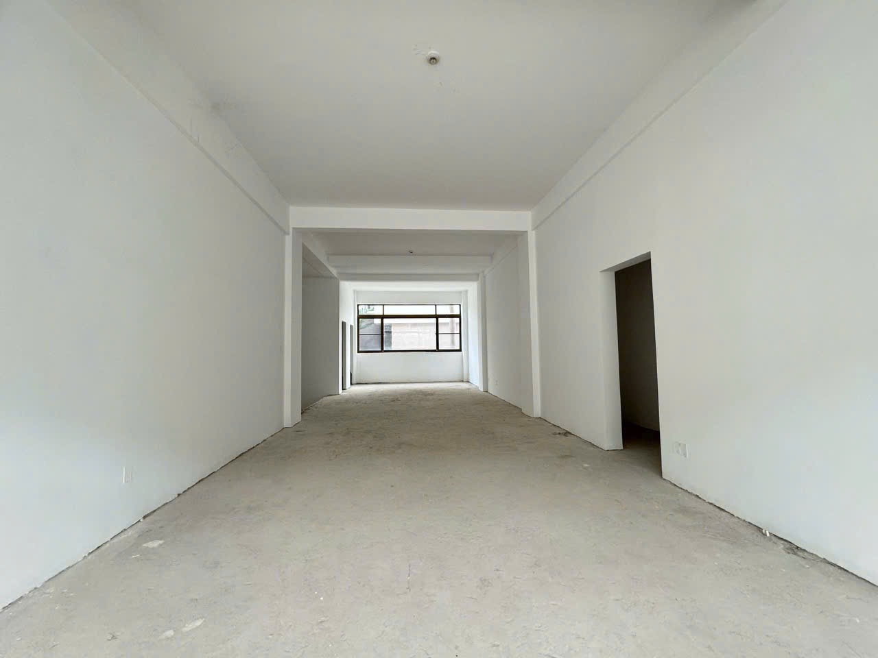 Cho thuê shophouse Panoraam, đường Tôn Dật Tiên, phú mỹ hưng, quận 7. Diện tích: 158m, trệt, lửng. Shop thô, tiện thiết kế, kinh doanh mọi ngành nghề. Gía chỉ 75tr/ tháng. Anh chị xem nhà liên hệ: hotline NGọc Thư ( zalo, viber) - 8183