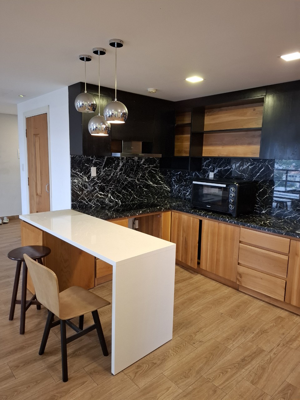 Cho thuê Happy Valley Phú Mỹ Hưng 135m2, 3PN, đầy đủ nội thất mới đẹp, giá chỉ có 33 triệu/tháng( rẻ nhất). LH: hotline Thanh Mỹ - 8457